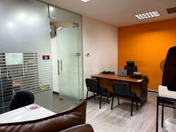 High Street Centre (D6), Office #570069021